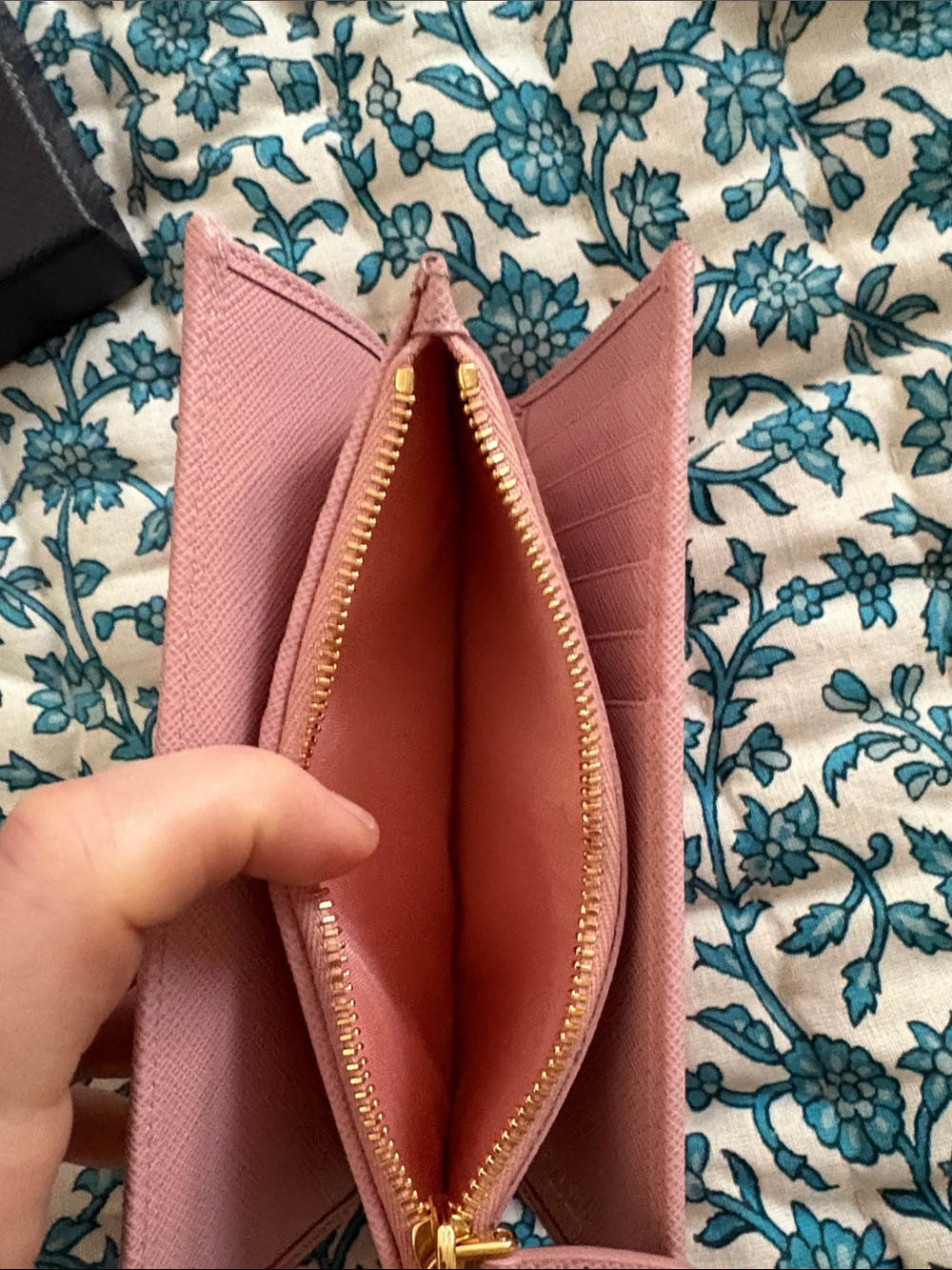 Prada Pink Saffiano Zip-Around Wallet with Gold Logo - Picture 5 of 13